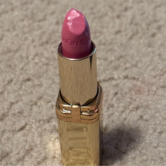 L'oreal LOREAL Paris Lipstick -165 Tickled Pink -  New TIP DAMAGE - Picture 8 of 15